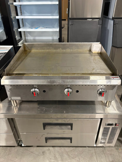 CES 36" Manual Griddle